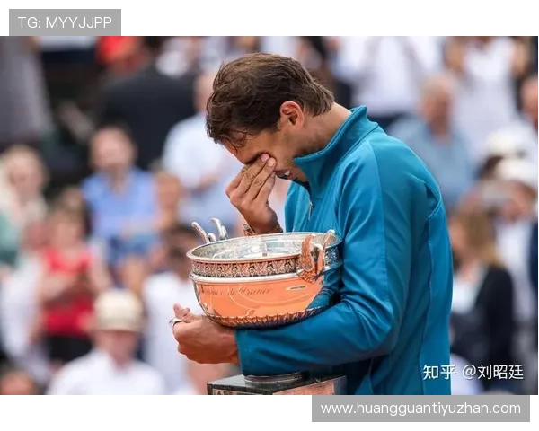 网球世界最新动态：纳达尔宣布退役，年轻新星崭露头角